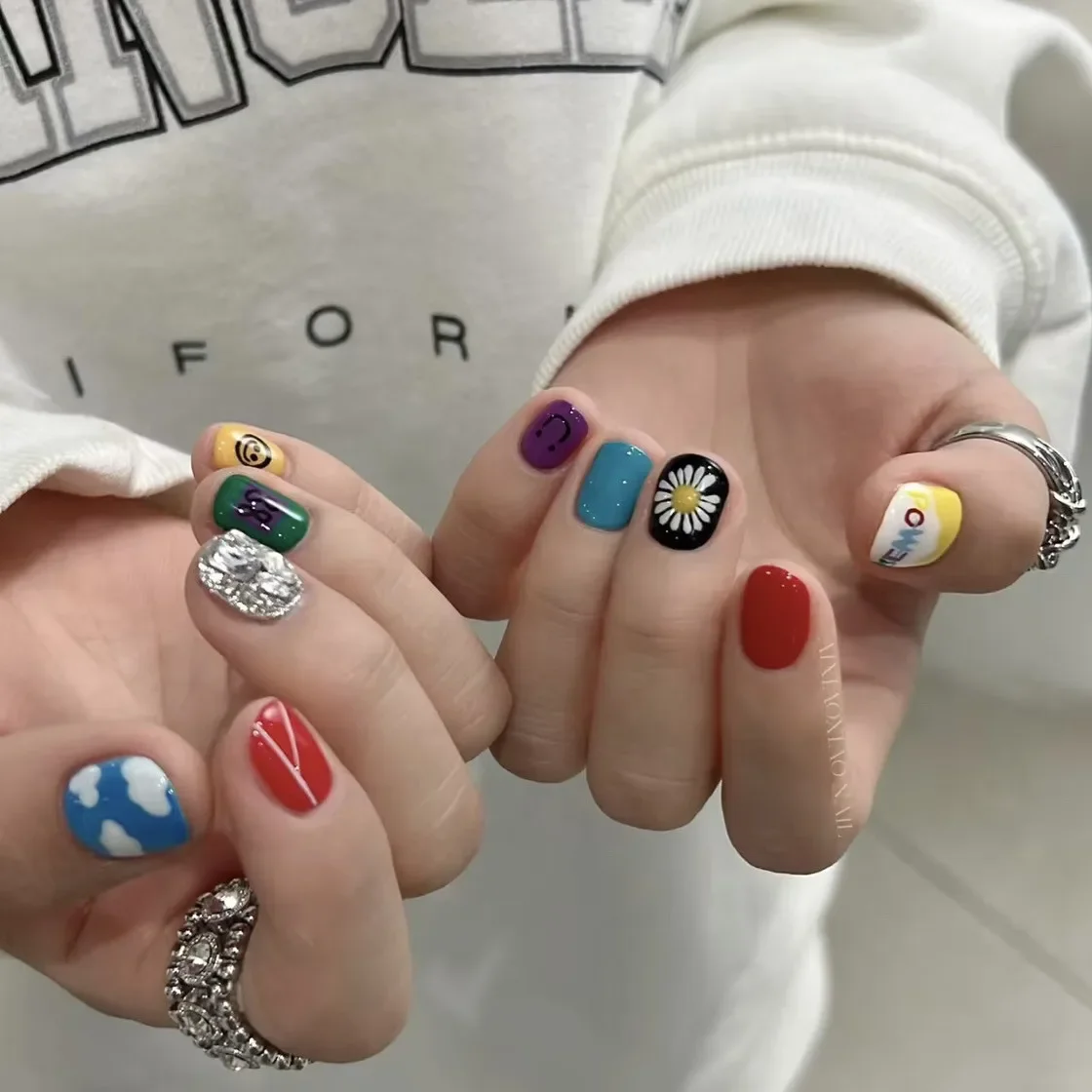 Дизайн ногтей GD с ручной росп – обзор и цена Nail Art Simple